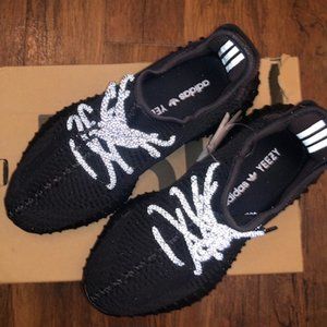 adidas Yeezy Boost 350 V2 Black (Non-Reflective)